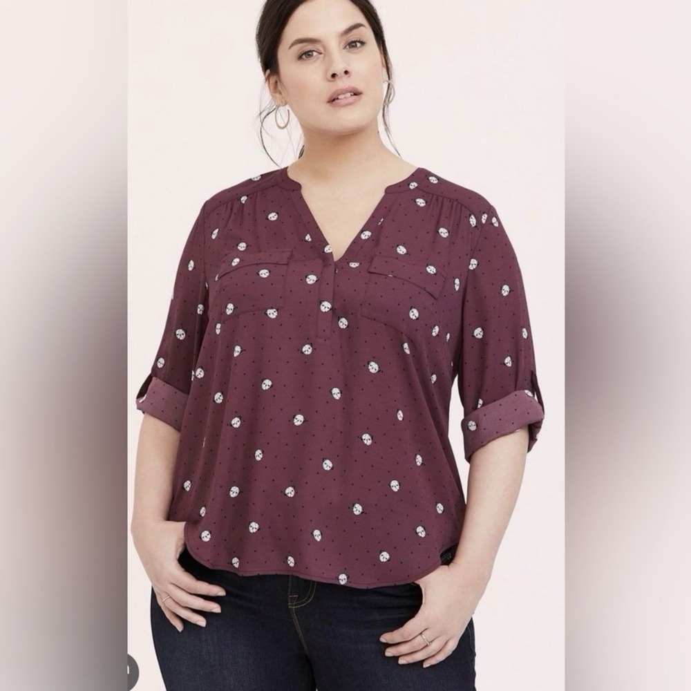 Torrid Harper Burgundy Dog‎ Pug Georgette 3/4 Sleeve Pullover Blouse Size 4X